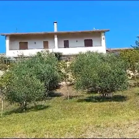 Affittacamere La Finestra Sui Monti 3*